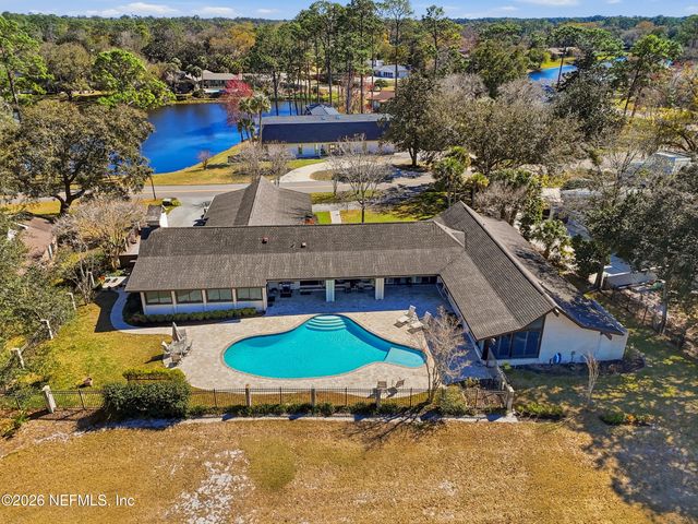 7946 QUAILWOOD Drive, Jacksonville, FL 32256