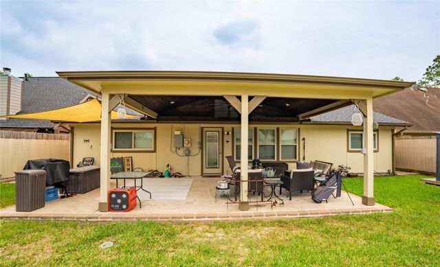 4818 Heritage Plains Drive, Friendswood, TX 77546
