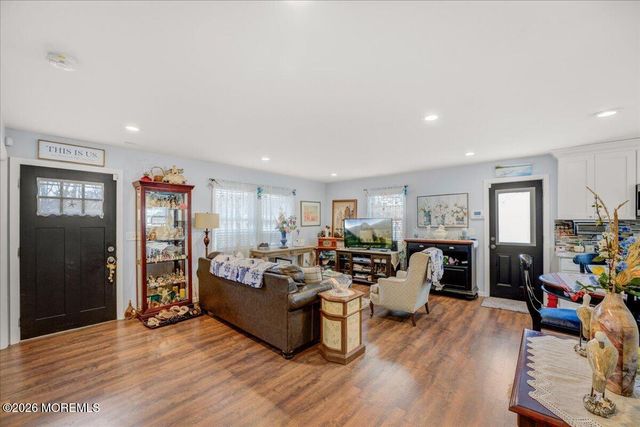 601 E Arverne Avenue, Ocean Gate, NJ 08740