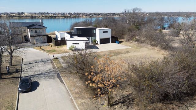 6502 Windward View Drive, Rowlett, TX 75088