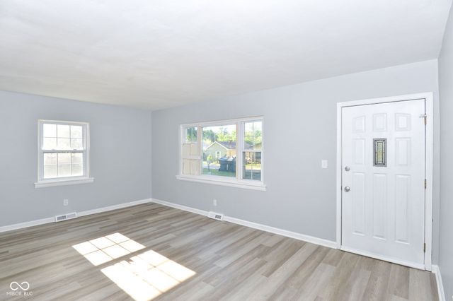 2516 E 7th Street, Anderson, IN 46012