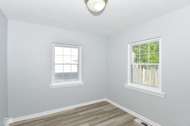 2516 E 7th Street, Anderson, IN 46012