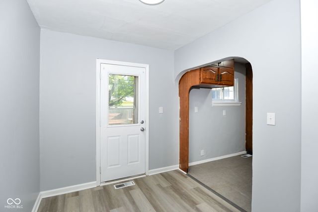 2516 E 7th Street, Anderson, IN 46012