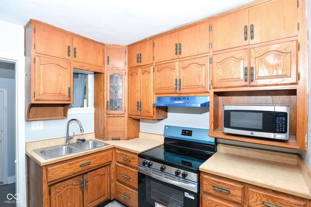 2516 E 7th Street, Anderson, IN 46012