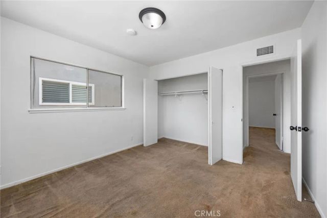 19016 Schoenborn, Northridge, CA 91324