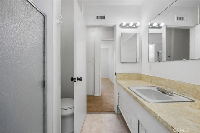 19016 Schoenborn, Northridge, CA 91324