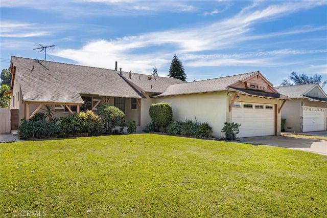 19016 Schoenborn, Northridge, CA 91324