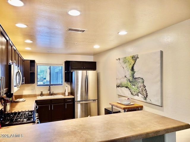 19700 N 76TH Street 1056, Scottsdale, AZ 85255