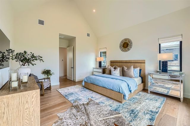 1733 Nightlife CV, Spicewood, TX 78669