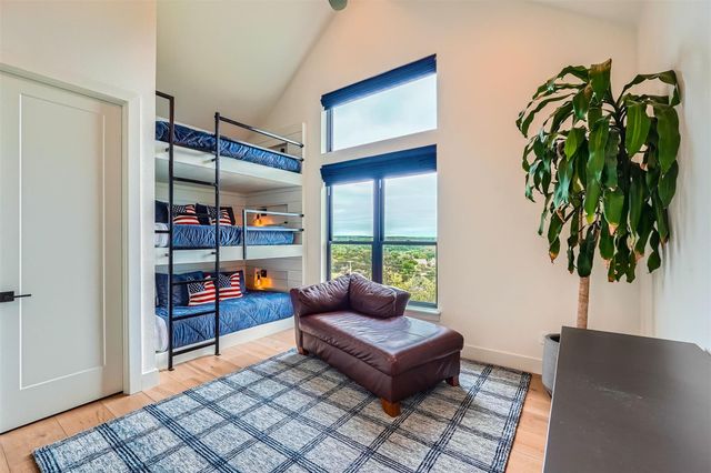 1733 Nightlife CV, Spicewood, TX 78669