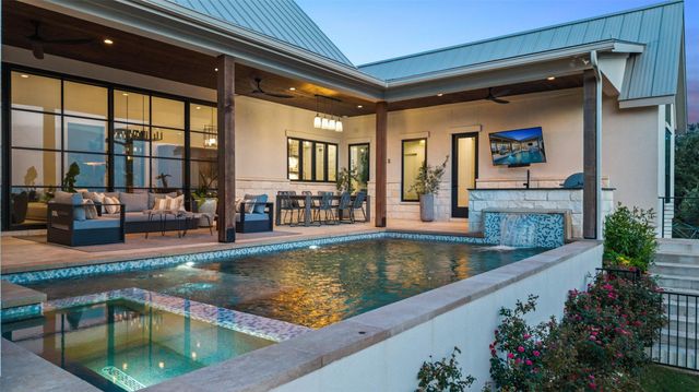 1733 Nightlife CV, Spicewood, TX 78669