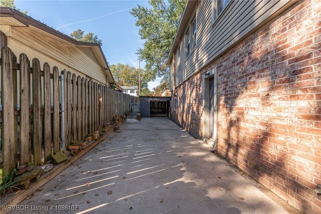 2800 S 34th Street, Fort Smith, AR 72903