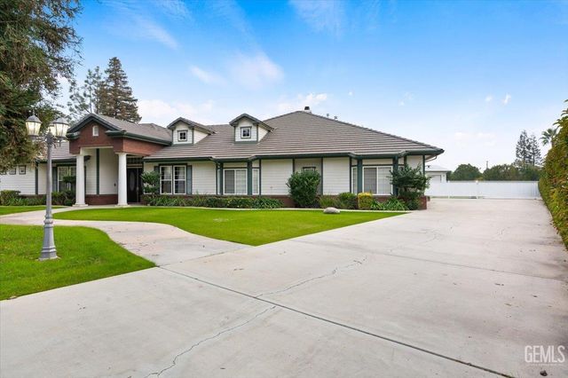 101 Cortez Court, Bakersfield, CA 93314