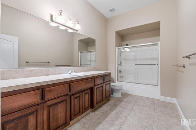 101 Cortez Court, Bakersfield, CA 93314