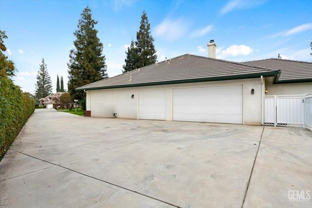 101 Cortez Court, Bakersfield, CA 93314