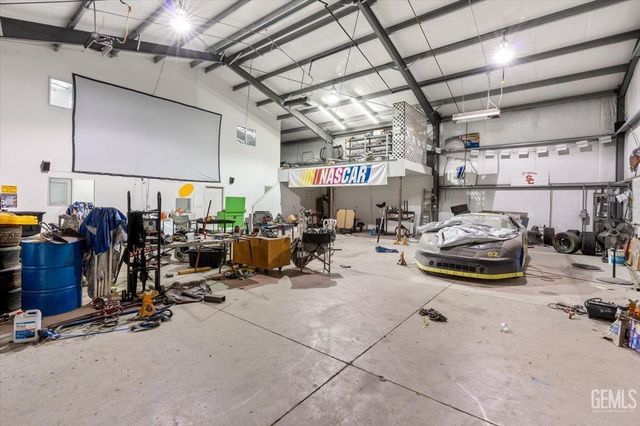 101 Cortez Court, Bakersfield, CA 93314