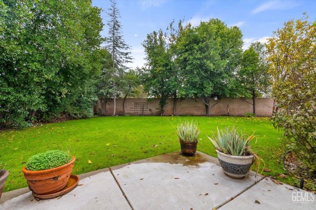 101 Cortez Court, Bakersfield, CA 93314