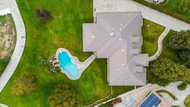 101 Cortez Court, Bakersfield, CA 93314