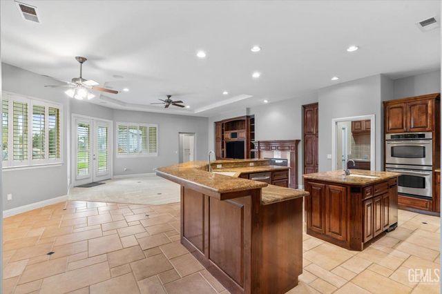 101 Cortez Court, Bakersfield, CA 93314