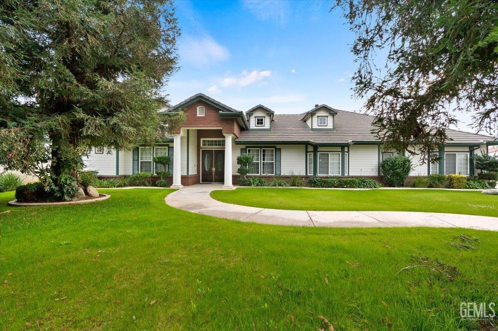 101 Cortez Court, Bakersfield, CA 93314