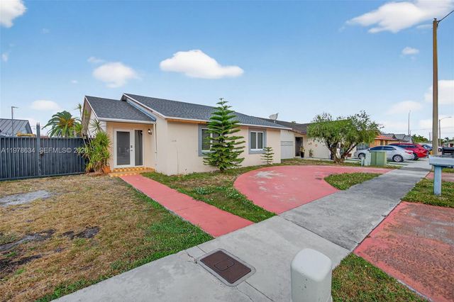 13755 SW 24th St, Miami, FL 33175