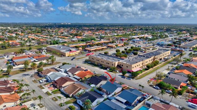 13755 SW 24th St, Miami, FL 33175