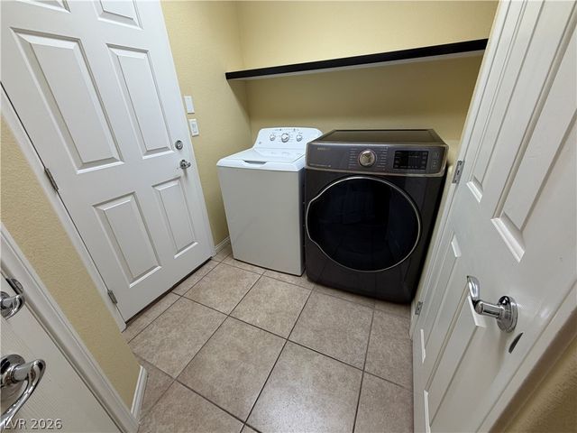 6014 Pirates Delight Avenue, Las Vegas, NV 89139