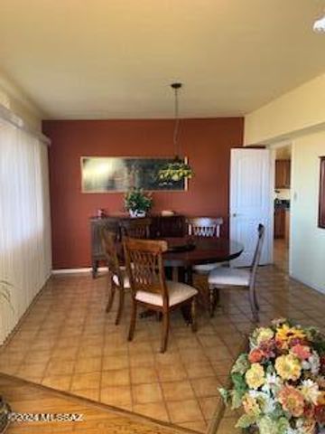 6850 N Table Mountain Road, Tucson, AZ 85718