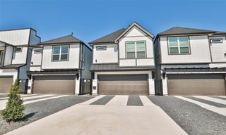 121A E 43rd Street, Houston, TX 77018