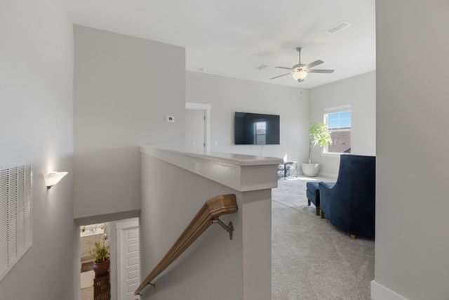 2822 Soldiers Honor Dr, Murfreesboro, TN 37128