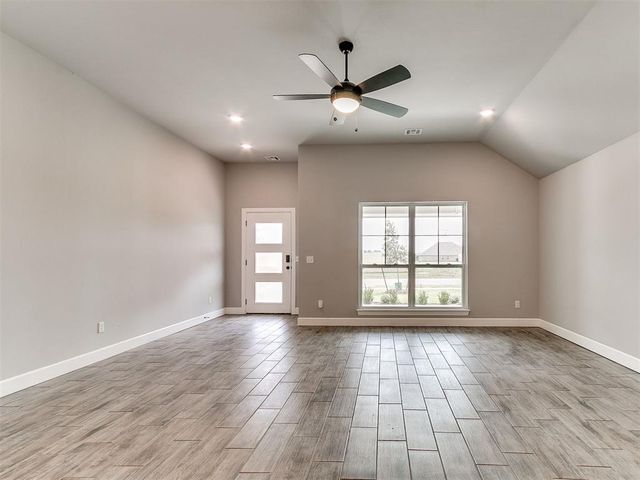 14109 Giverny Avenue, Yukon, OK 73099