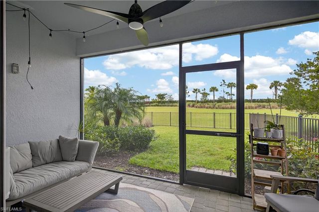 4653 Centaurus CIR, Naples, FL 34120