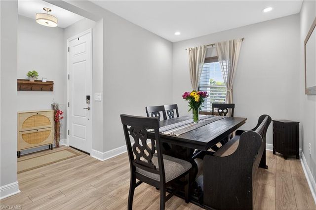 4653 Centaurus CIR, Naples, FL 34120