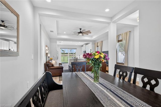 4653 Centaurus CIR, Naples, FL 34120