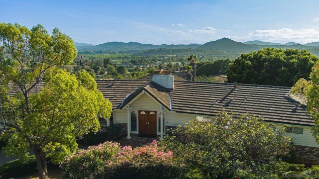 2553 Haas St, Escondido, CA 92025