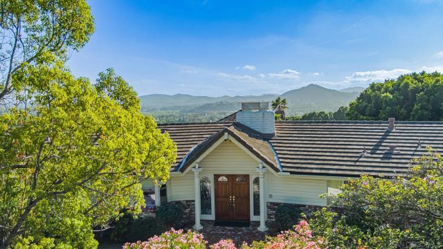 2553 Haas St, Escondido, CA 92025