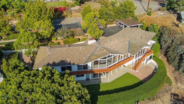 2553 Haas St, Escondido, CA 92025