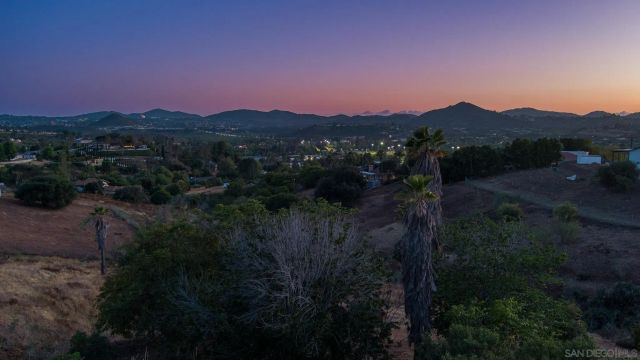 2553 Haas St, Escondido, CA 92025