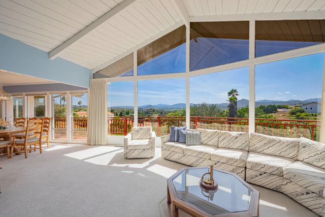 2553 Haas St, Escondido, CA 92025