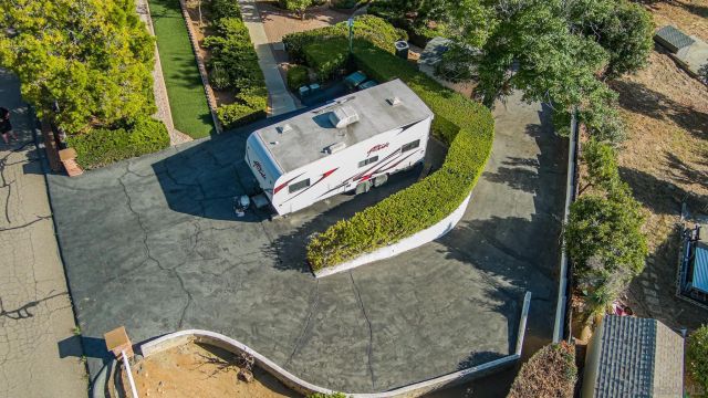 2553 Haas St, Escondido, CA 92025