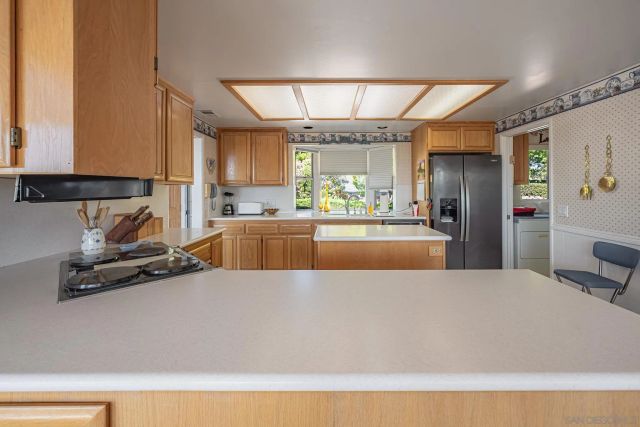 2553 Haas St, Escondido, CA 92025
