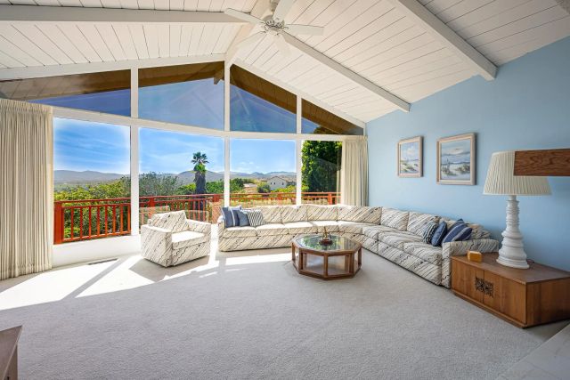 2553 Haas St, Escondido, CA 92025