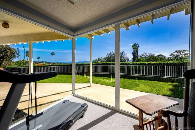 2553 Haas St, Escondido, CA 92025
