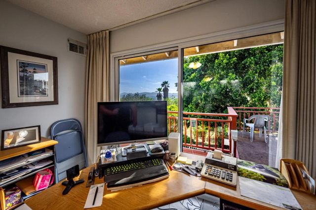 2553 Haas St, Escondido, CA 92025