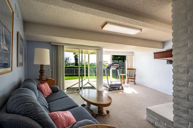 2553 Haas St, Escondido, CA 92025