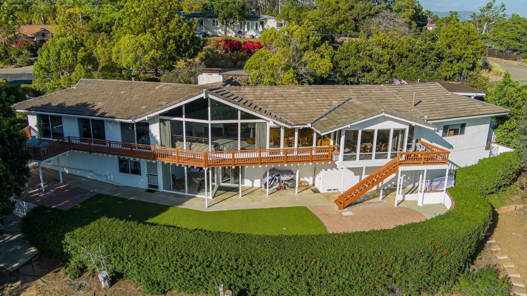 2553 Haas St, Escondido, CA 92025