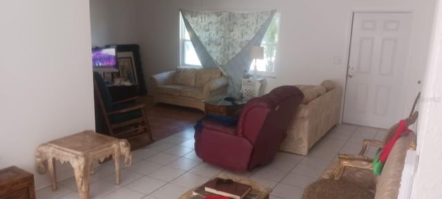 887 LEEWARD ROAD, Venice, FL 34293