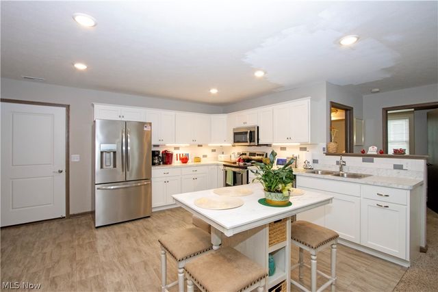 2520 Barrington Way, Wooster, OH 44691