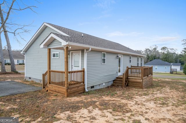 118 Wedgewood Drive, Sandersville, GA 31082