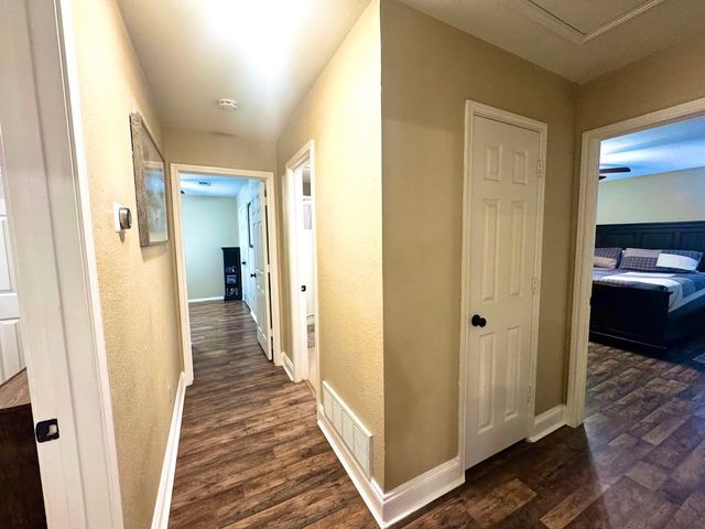 8712 Lake Country Drive, Fort Worth, TX 76179